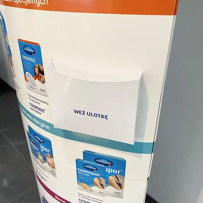 A5 pocket for leaflets installed in a cardboard advertising totem